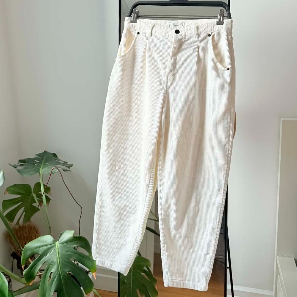 MANGO   Cream  Jeans | High Waist Loose Fit Size 8 pre lowed